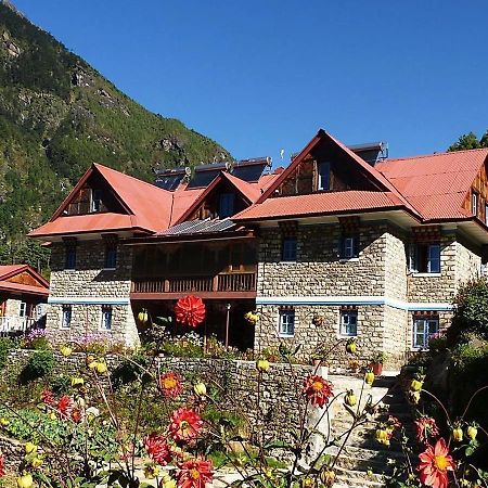 Everest Summit Lodge - Monjo 외부 사진