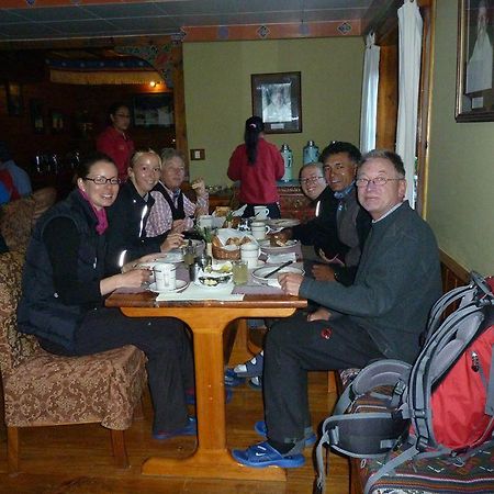Everest Summit Lodge - Monjo 외부 사진