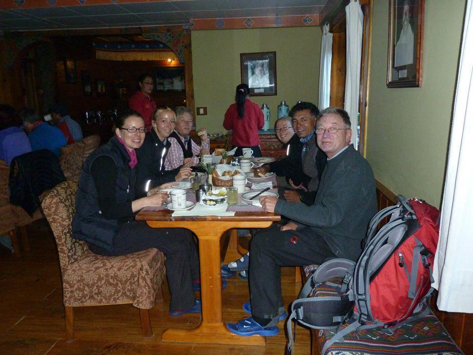 Everest Summit Lodge - Monjo 외부 사진